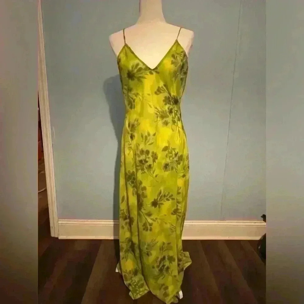 Zara Women’s Floral Vibrant Green Maxi Dress size Large - Picture 3 of 14